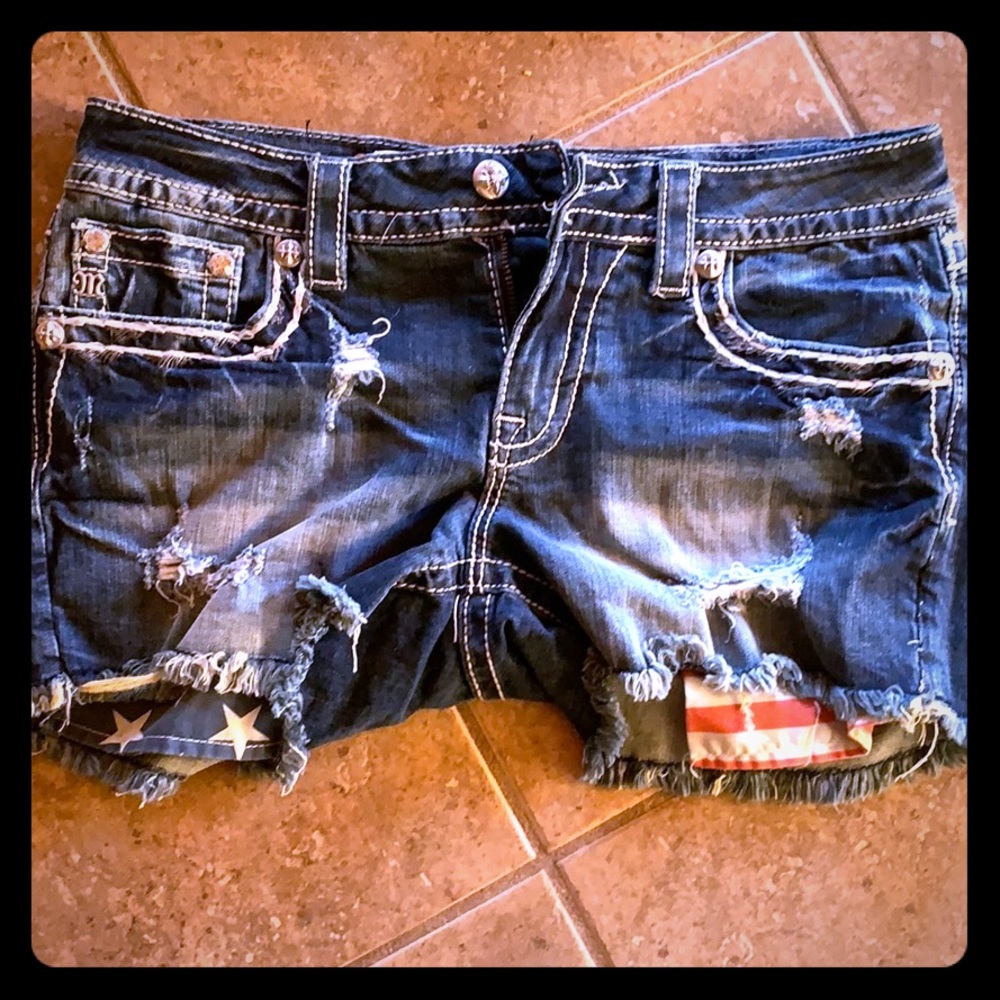 Miss Me signature shorts  USA